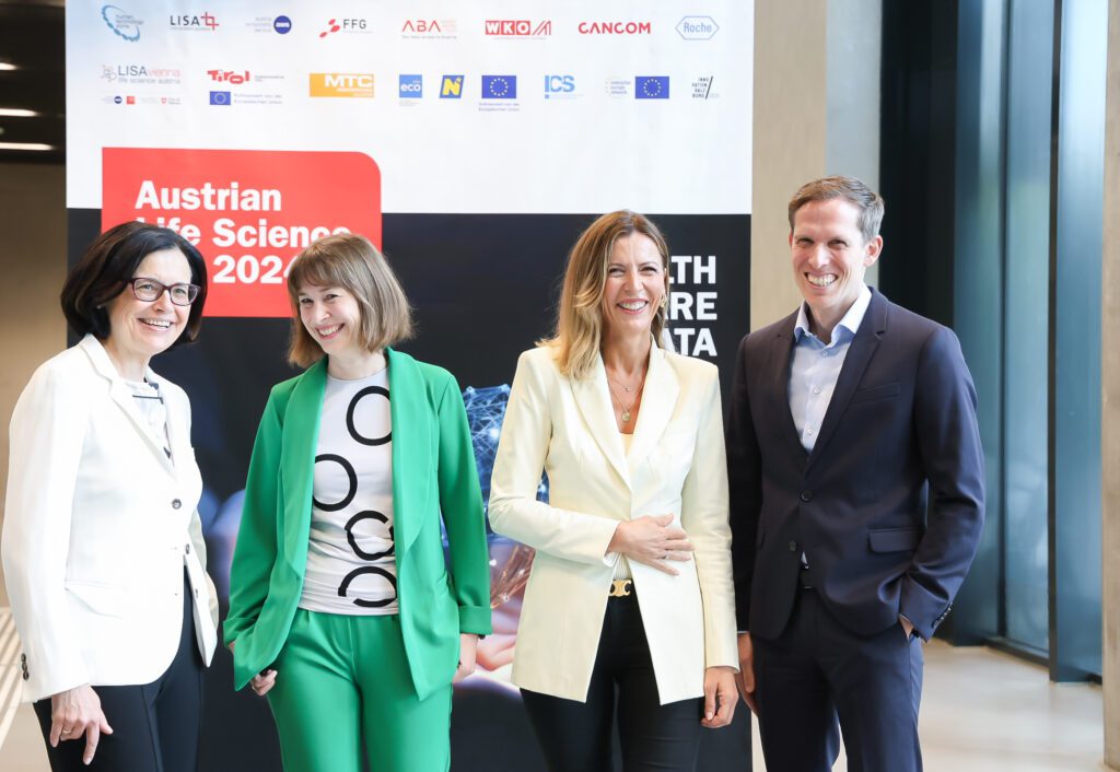 V.l.n.r.: Sandra Holasek (Abgeordnete des steirischen Landtags), Birgit Tauber (Österreichische Forschungsförderungsgesellschaft FFG), Lejla Pock (Human.technology Styria), Johannes Sarx (Austria Wirtschaftsservice aws)